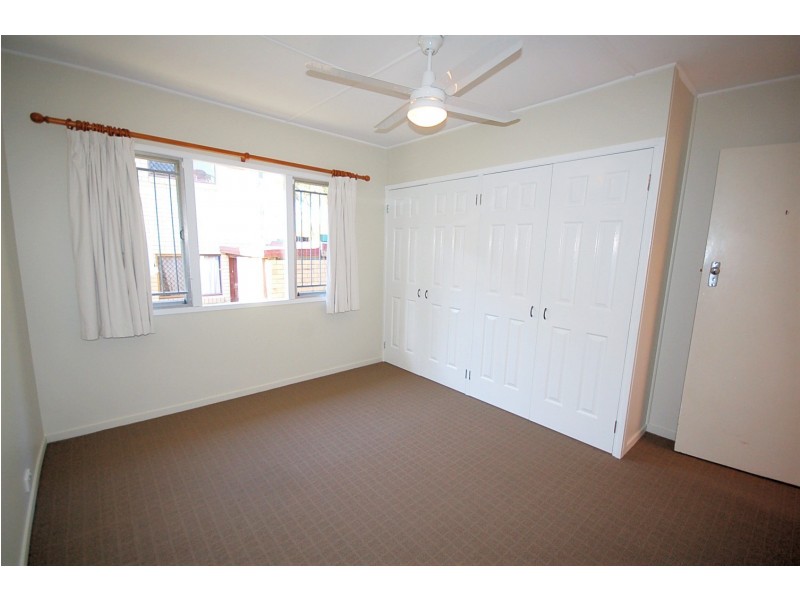24 Spitfire Avenue, Strathpine QLD 4500
