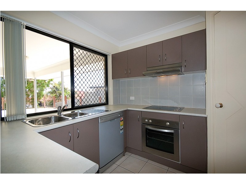 7 Lukla Court, Warner QLD 4500