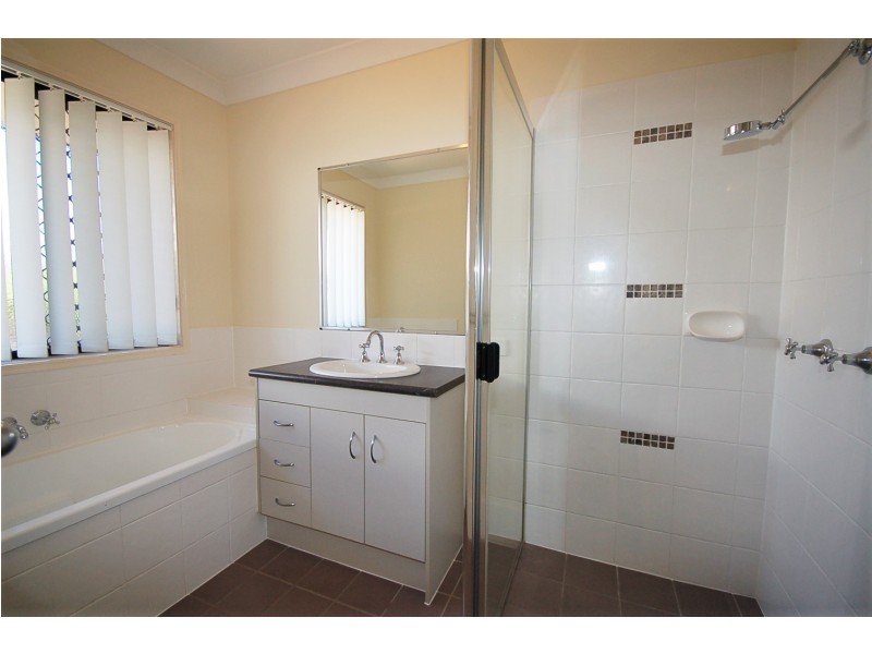 7 Lukla Court, Warner QLD 4500