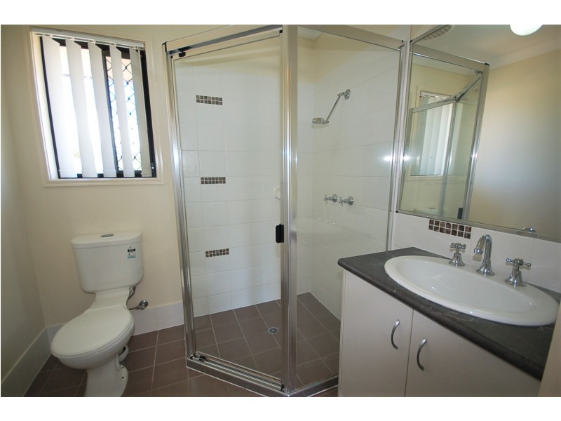 7 Lukla Court, Warner QLD 4500