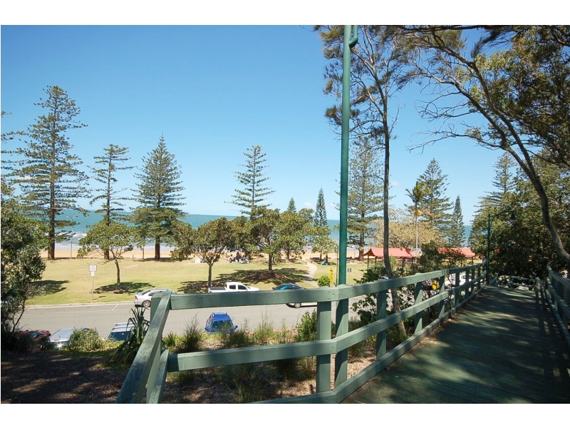 83 Sutton Street, Redcliffe QLD 4020