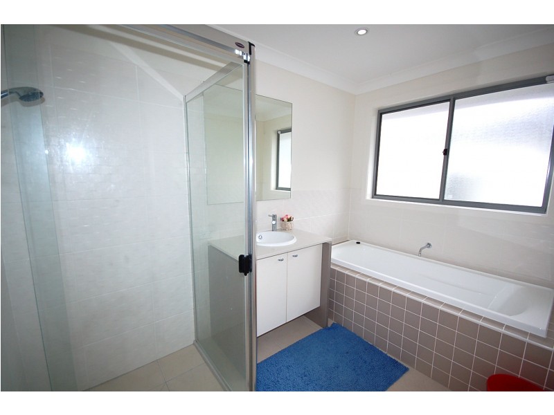 73 Highbridge Circuit, Carseldine QLD 4034