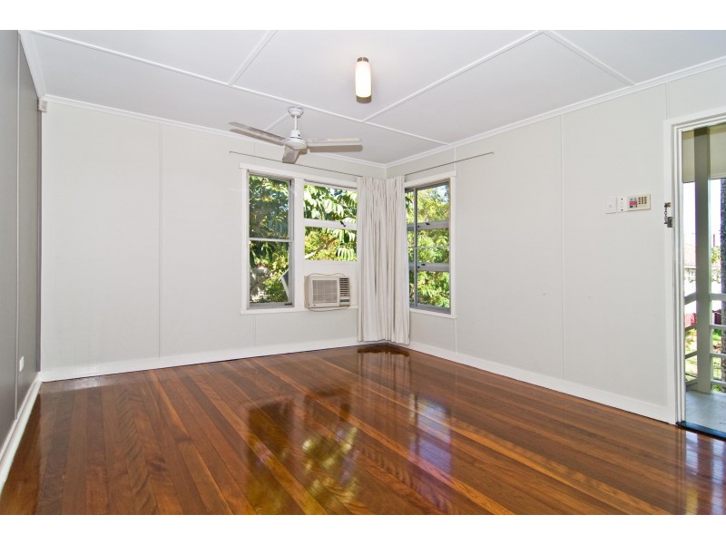 4 Regan Street, Keperra QLD 4054