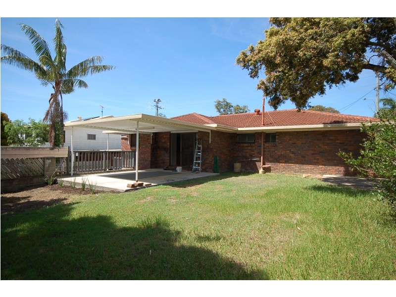 12 Belrose Avenue, Petrie QLD 4502
