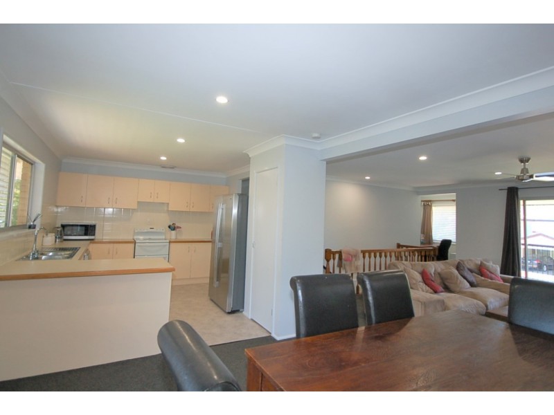 31 Pleasent Drive, Albany Creek QLD 4035