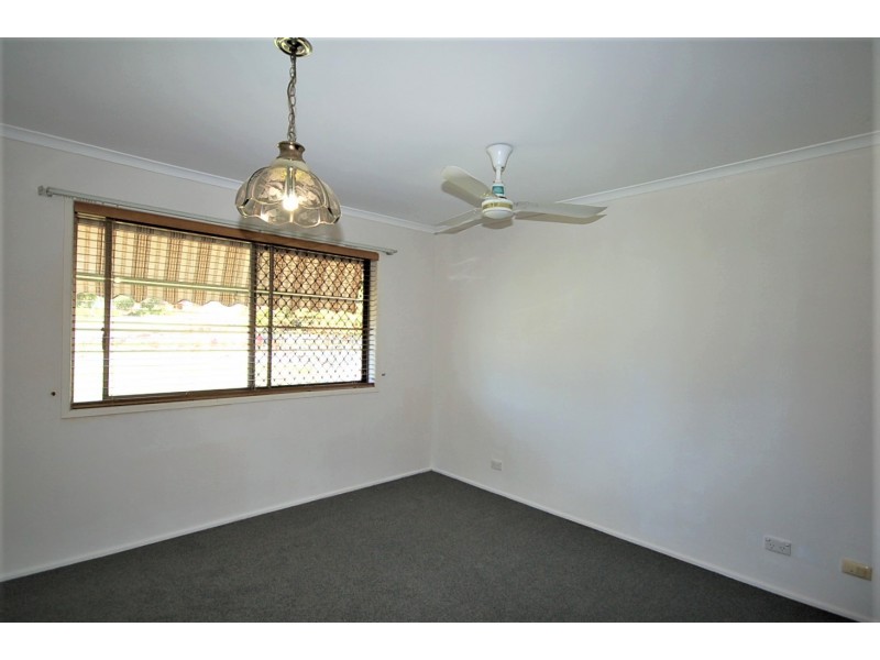 12 Belrose Ave, Petrie QLD 4502