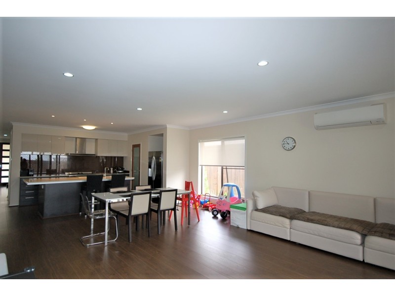 27 Markwell Crescent, Mango Hill QLD 4509