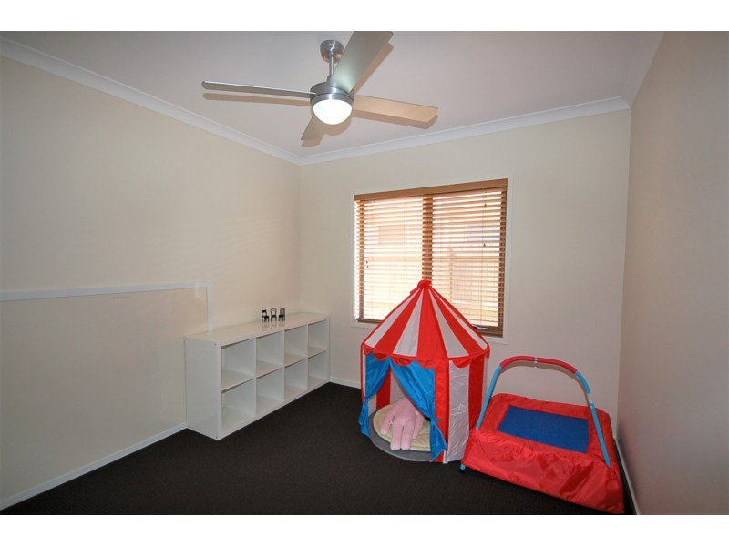27 Markwell Crescent, Mango Hill QLD 4509