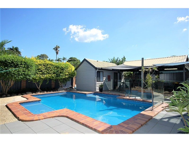 9 Gowie Street, Brendale QLD 4500