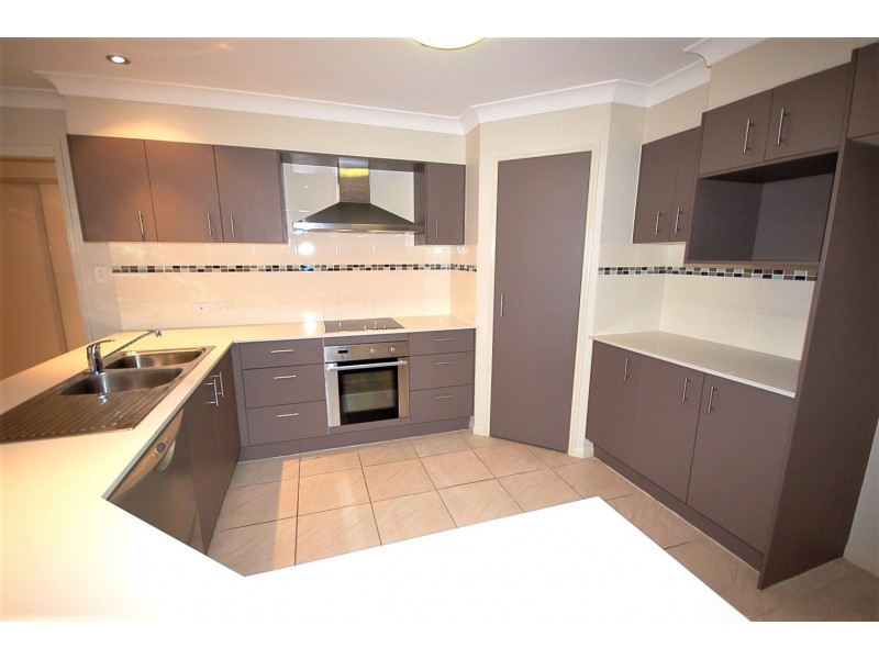 23 Pine Crest Drive, Kurwongbah QLD 4503
