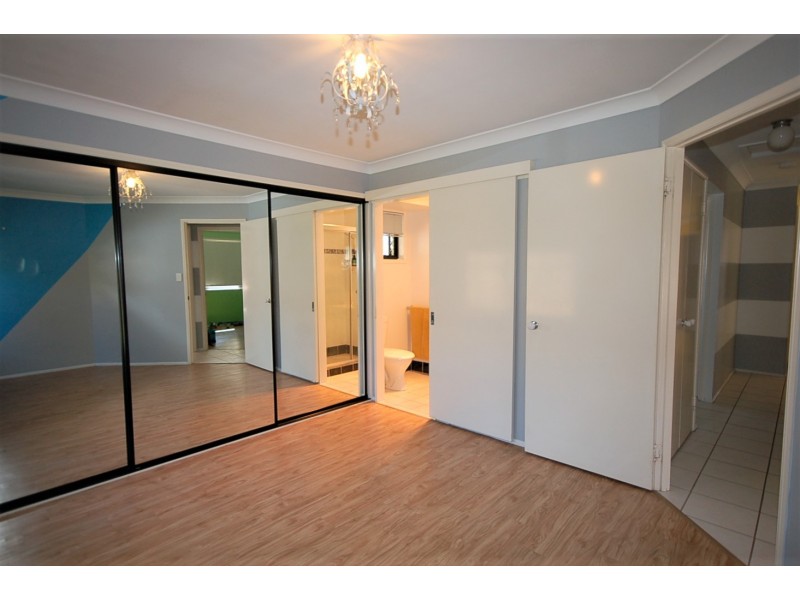 18 Mundie Place, Bray Park QLD 4500