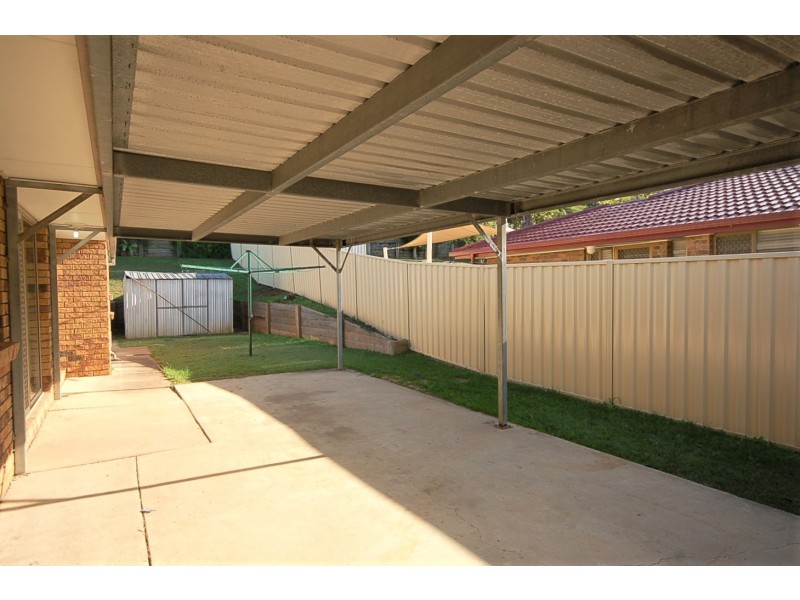 2 Connewarre Court, Petrie QLD 4502
