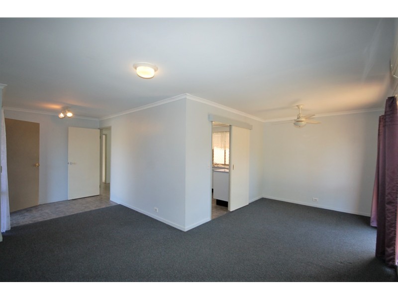 2 Connewarre Court, Petrie QLD 4502