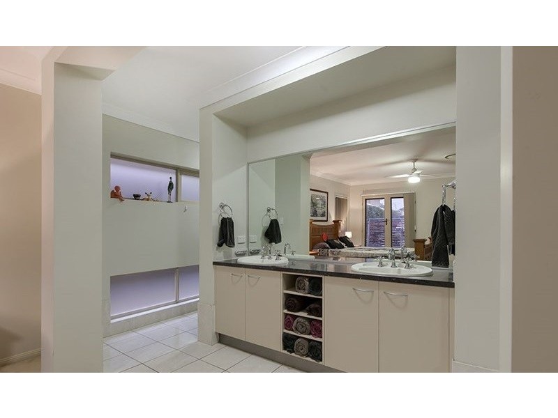 11 Hopkins Street, Petrie QLD 4502