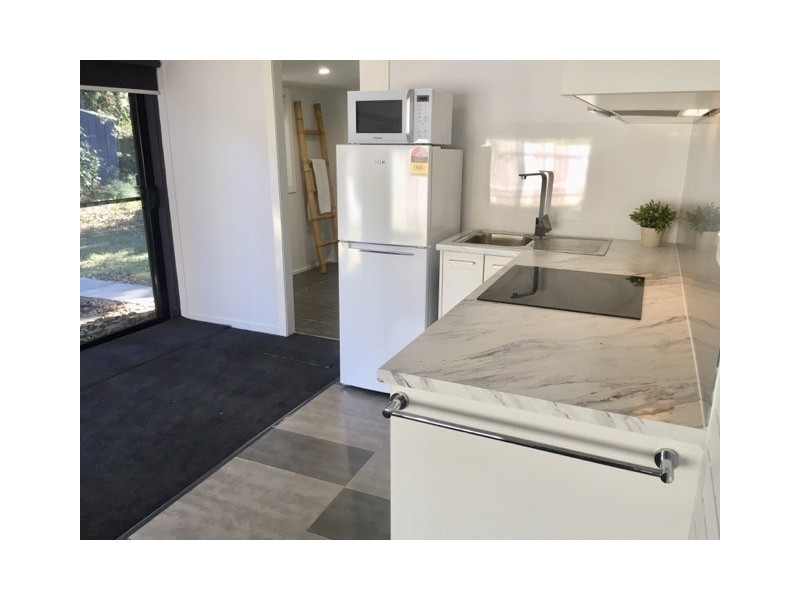 129B Spitfire Avenue, Strathpine QLD 4500