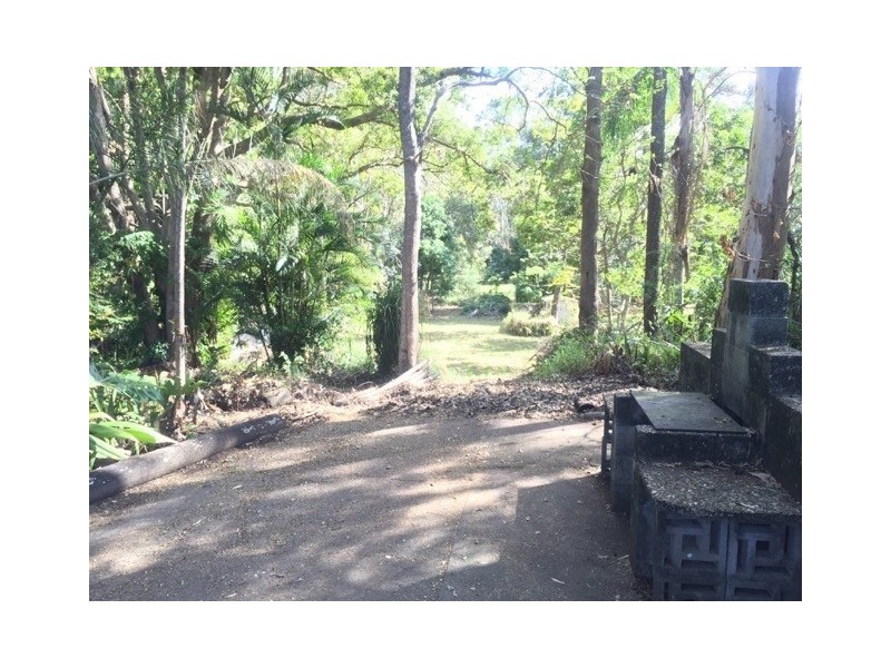 129B Spitfire Avenue, Strathpine QLD 4500