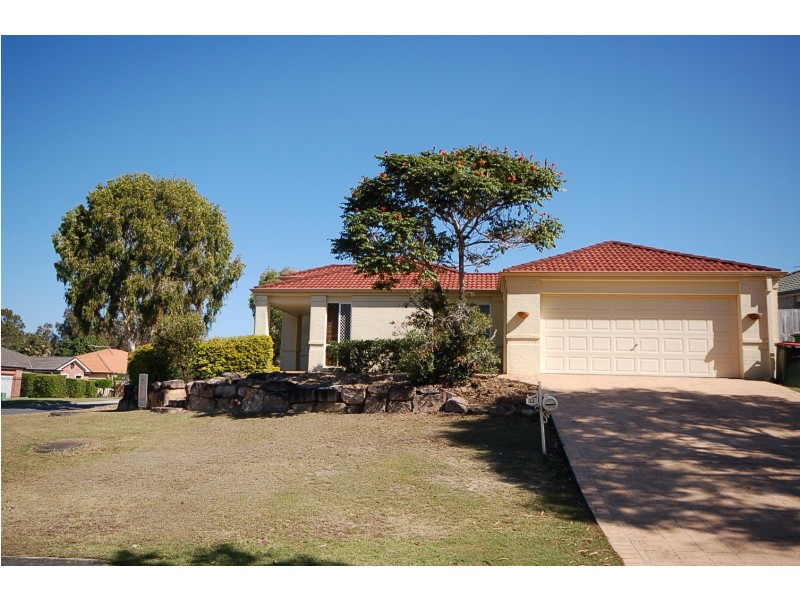 32 Kirri Avenue, Petrie QLD 4502