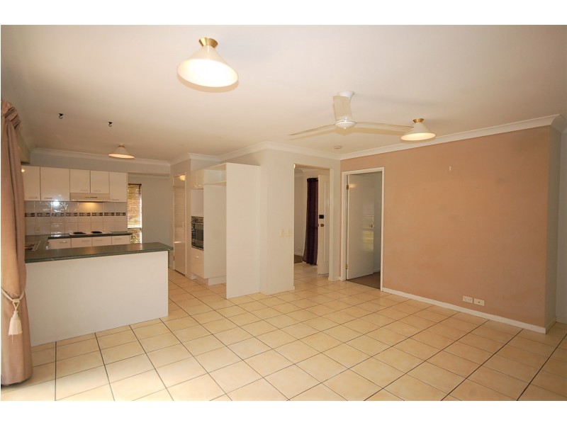 32 Kirri Avenue, Petrie QLD 4502