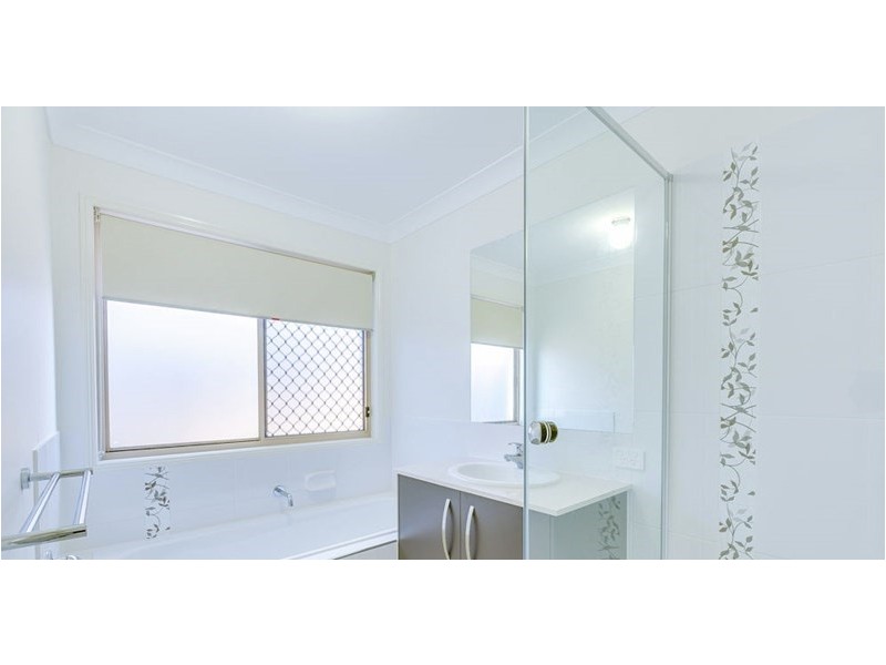 10 Bow Street, Bray Park QLD 4500