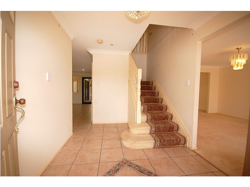 48 Paramount Drive, Warner QLD 4500