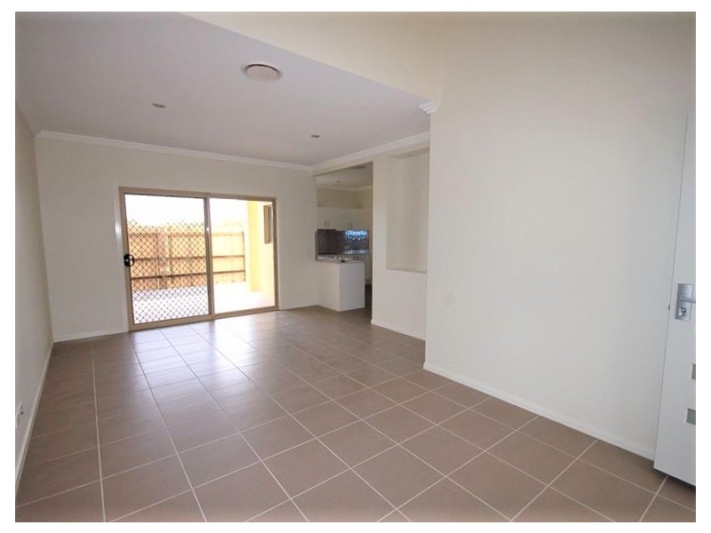 29/5 Pine Valley Drive, Warner QLD 4500