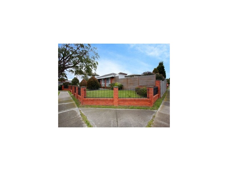 33 Chelsea Park Drive, Chelsea Heights VIC 3196