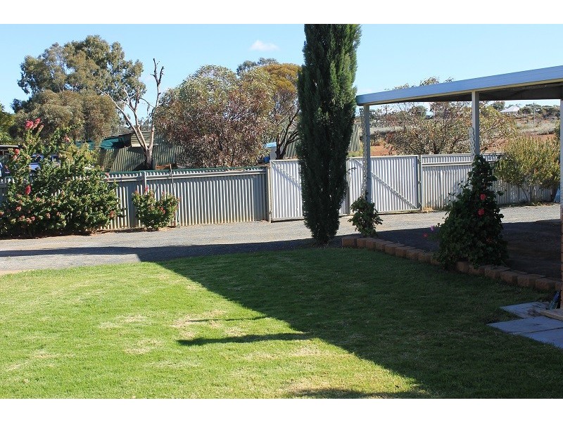 16 Sylvester Street, Coolgardie WA 6429