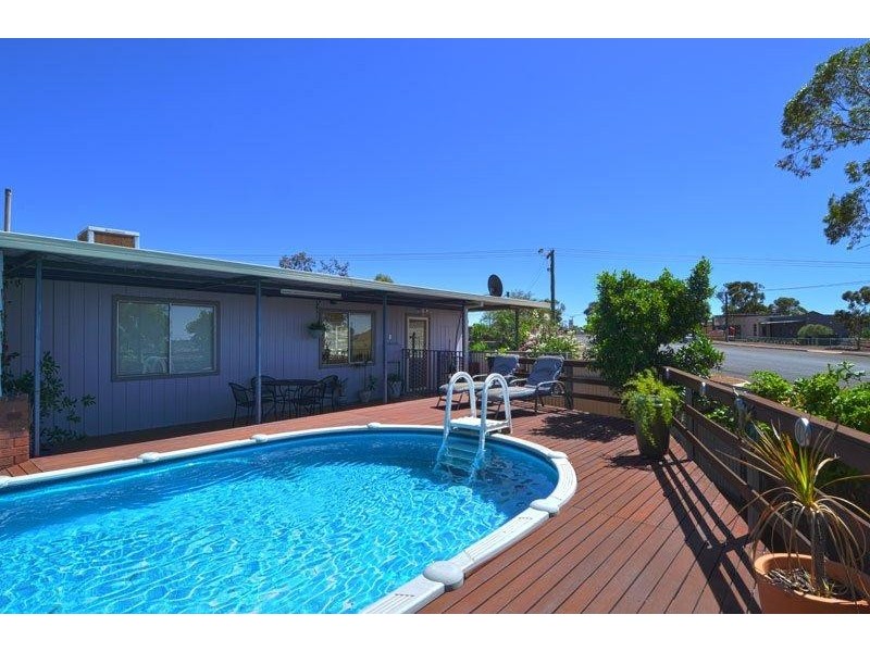 55 Shaw Street, Coolgardie WA 6429