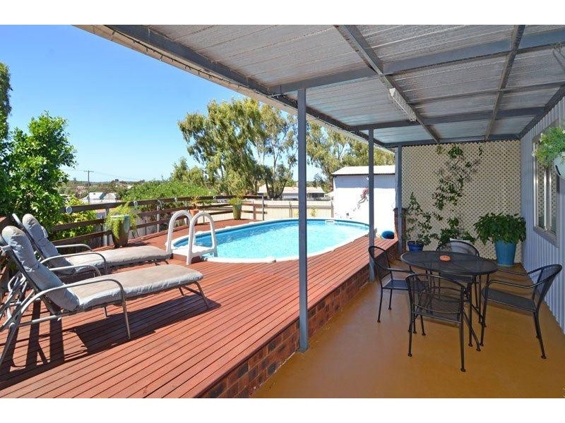 55 Shaw Street, Coolgardie WA 6429