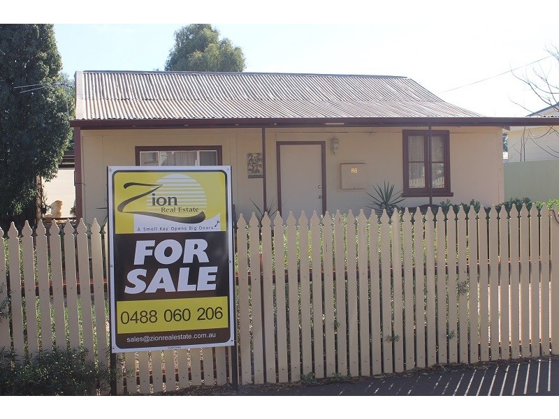 88 Woodward Street, Coolgardie WA 6429