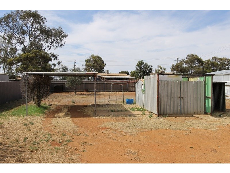 118 Bayley Street, Coolgardie WA 6429