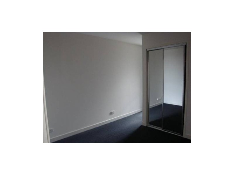 9 Cirque Drive, Footscray VIC 3011