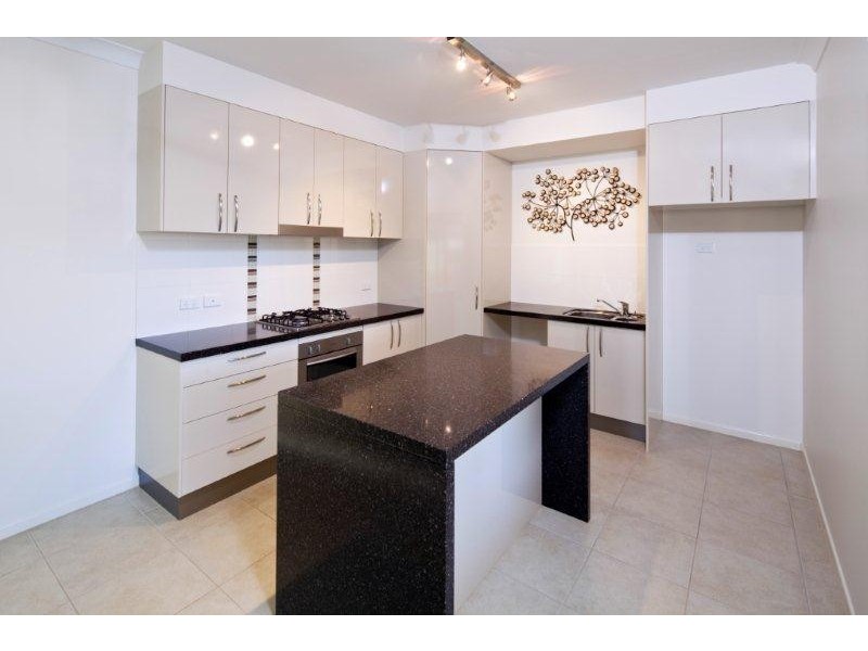 17-27 Kennedy Highway, Atherton QLD 4883