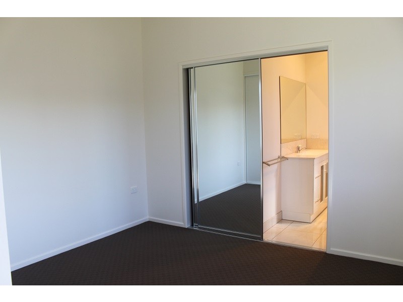 31 Mirrabook Avenue, Mareeba QLD 4880