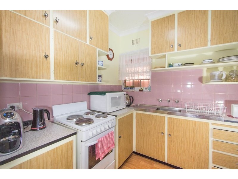 1/176 broad arrow road, Riverwood NSW 2210