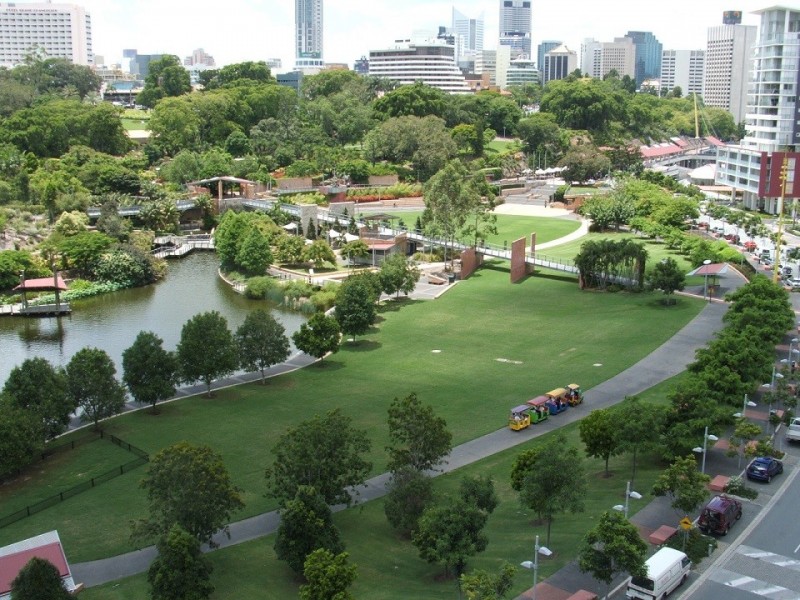 7 Parkland Boulevard, Brisbane City QLD 4000