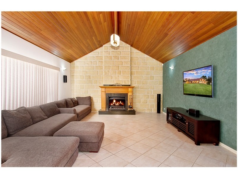 13 Sirius Place, Berkshire Park NSW 2765