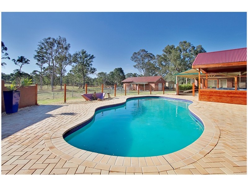 13 Sirius Place, Berkshire Park NSW 2765