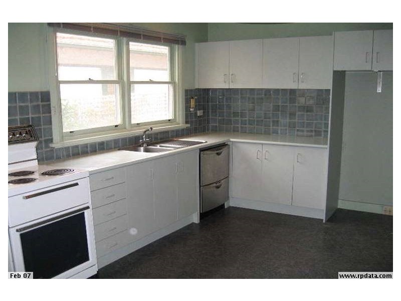 37 Castlebar Road, Malvern East VIC 3145