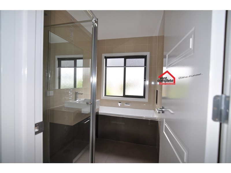 11A Wallace Avenue, Oakleigh South VIC 3167