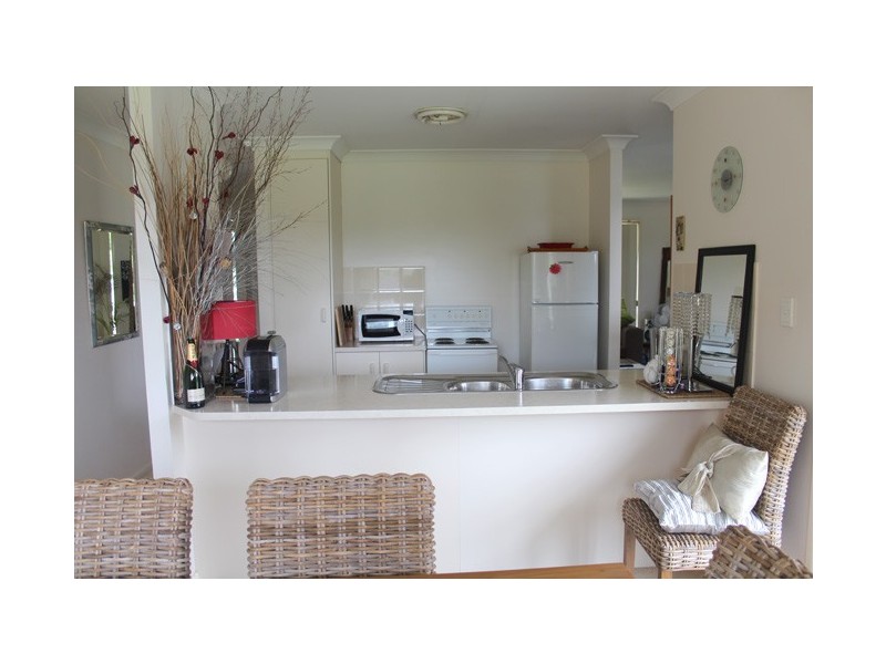 15 Glendale Crescent, Ocean Shores NSW 2483