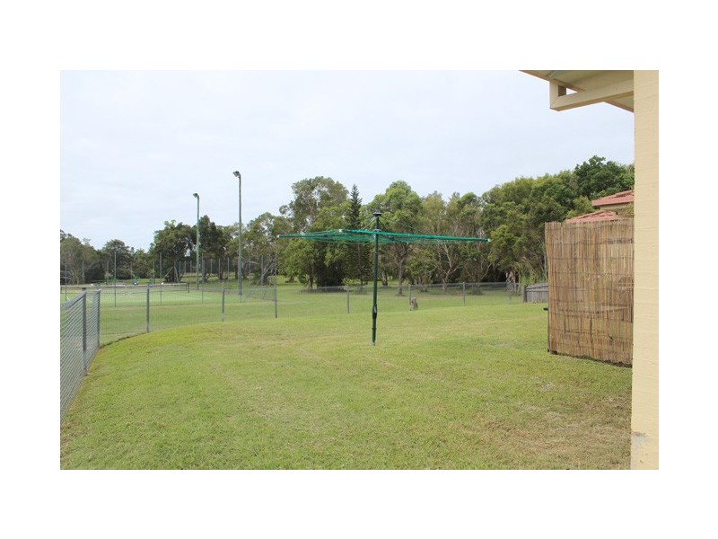 15 Glendale Crescent, Ocean Shores NSW 2483