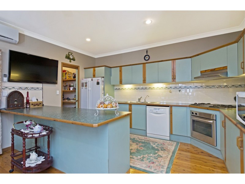 238-242 Guanaba Rd, Tamborine Mountain QLD 4272