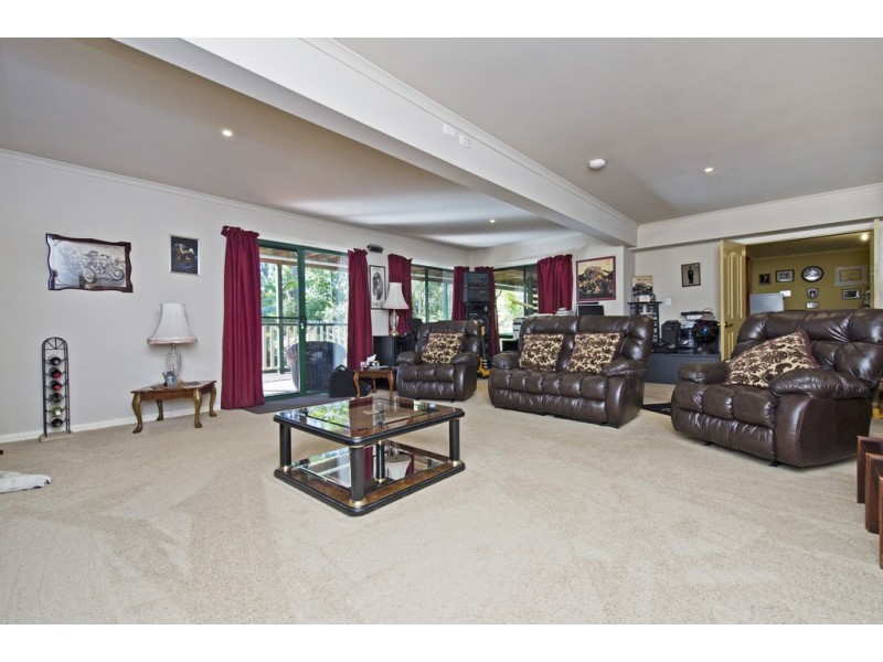 238-242 Guanaba Rd, Tamborine Mountain QLD 4272