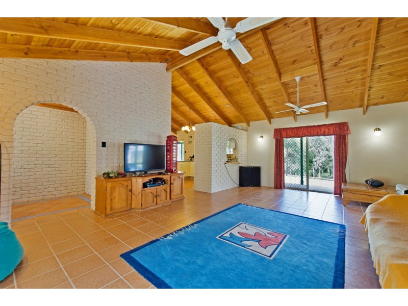 128 Greensward Rd, Tamborine QLD 4270