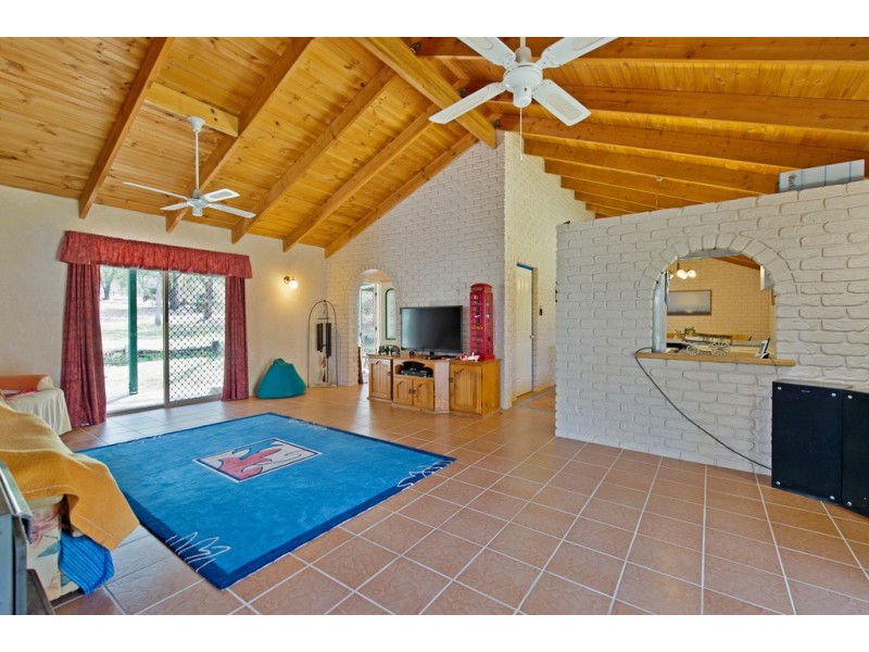 128 Greensward Rd, Tamborine QLD 4270