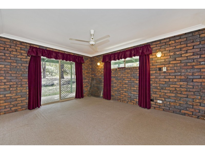 128 Greensward Rd, Tamborine QLD 4270