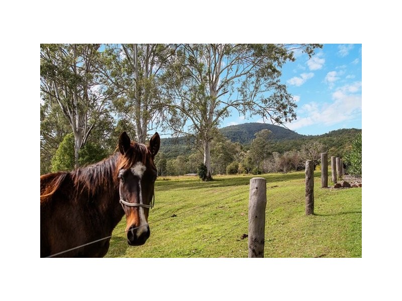 1-17 Brahman Rd, Tamborine QLD 4270