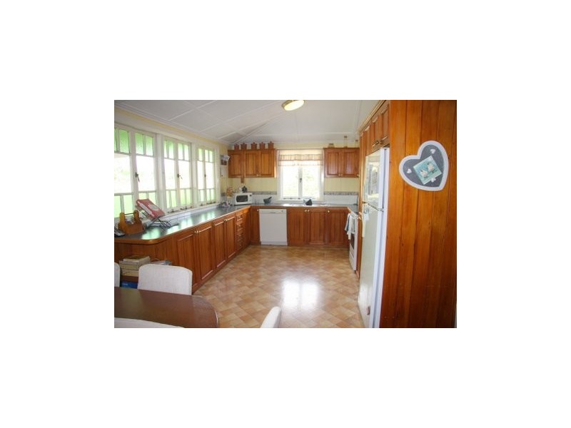 11-29 Holt Rd, Tamborine Mountain QLD 4272