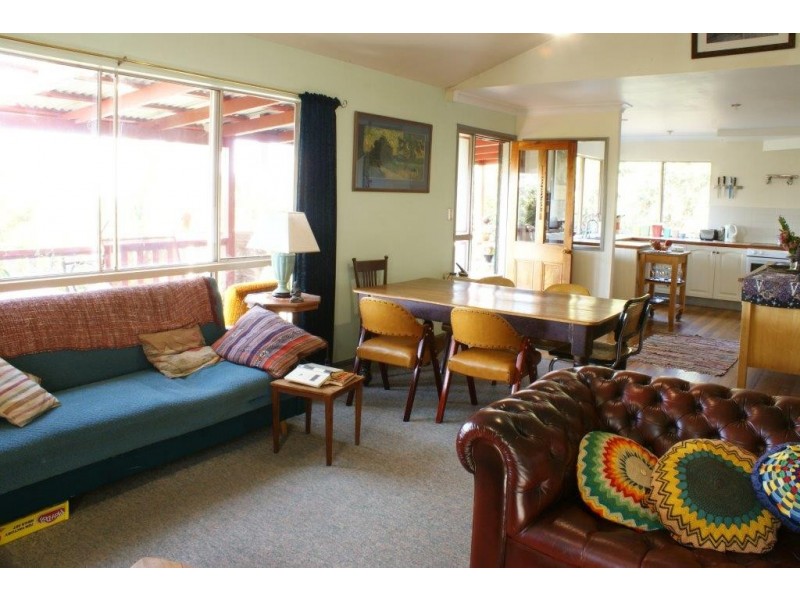 14 Kalmia Ct, Tamborine Mountain QLD 4272